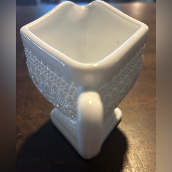Vintage Duncan Miller Milk Glass Creamer - Picture 4 of 5